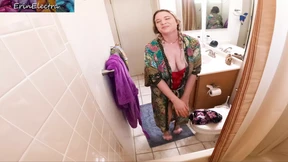 My Wet Stepson Filled My Hole In The Bath