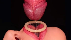 Close Up: Double Load in Mouth, Condom Broken, Sperm Overflow!