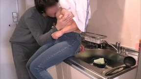 Quickie sex fiesta goes on non-stop at newlywed hot tub heaven