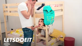 Sex Star Stranded, Gets Screwed by Stranger - HOTEL HARLOT