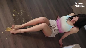 Vicky's got a major league cum dump and is getting smashed like a ripe peach Vicky's got a major league cum dump and is getting smashed like a ripe peach