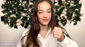 Cute Brunette Therapist POV Action - Cheekymz