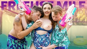 Madam Mom Dares You Not to Enlist as She Gets You Hard with Pussy✌ Play Madam Mom Dares You Not to Enlist as She Gets You Hard with Pussy✌ Play