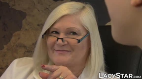Dr Lacey Starr Satisfies Patient Using Toys & Tongue