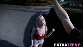 Poor Roxy Risingstar enjoys deep throat and spicy pussy&#x270C; action