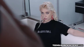 Blonde Chloe Cherry experiences reverse cowgirl after Blowjob