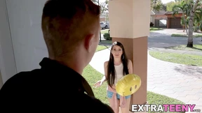 Jessica Jewels serviced the big dick🌭 of her client post-delivery issues Jessica Jewels serviced the big dick🌭 of her client post-delivery issues
