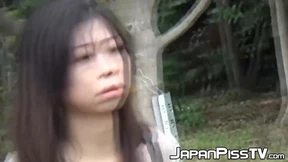 Dirty babes flood Japanese streets with piss solo