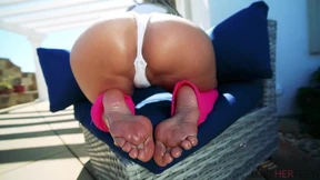 Sandy's Seductive Foot Play Sandy's Seductive Foot Play