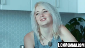 Teen Annie Archer mutually dildo fucks with stepmom London River
