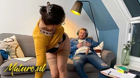 Stepmom Priscilla Trades Bare Feet for Bare-Assed Blowjobs to Cure Her Stepson's Gamer Frenzy Stepmom Priscilla Trades Bare Feet for Bare-Assed Blowjobs to Cure Her Stepson's Gamer Frenzy