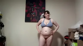 Ripped abs, sweaty thighs, vibrating flesh frenzy!