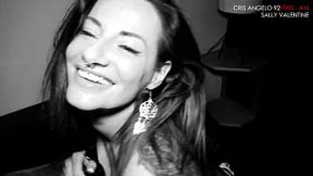 Two French cuties share one dude's pole in steamy GFE tryst