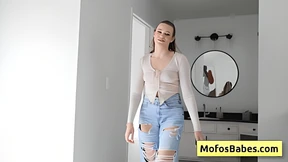Blonde teen receives intense cock🌭-humping blowjobs, unbridled passion unfurls Blonde teen receives intense cock🌭-humping blowjobs, unbridled passion unfurls