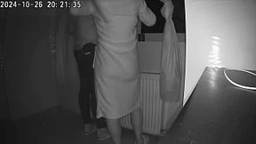 Freshly wed wife hooks up, gets down nasty with hubby's buddy, total betrayal Freshly wed wife hooks up, gets down nasty with hubby's buddy, total betrayal