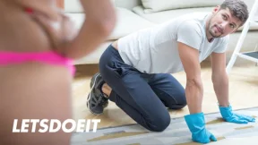 Hotel janitor's monstrous cock🌭 devours Luna Corazon's insatiable wet snatch Hotel janitor's monstrous cock🌭 devours Luna Corazon's insatiable wet snatch