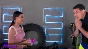 FIT Latine Tits in the Gym FIT Latine Tits in the Gym