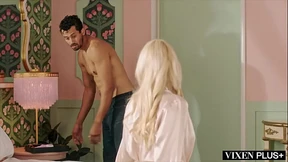 VIXENPLUS Dream Mom Alexis Licks College Studs Dry