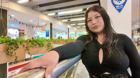 I spotted Valentina at the mall I spotted Valentina at the mall