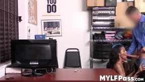 Glamorous cougar Kylie La Beau banged roughly after stealing
