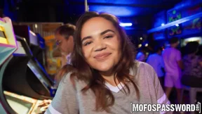 Teen Naudi Nala open her legs for a nasty fuck at a night barcade