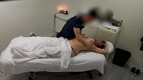 Emma 2nd visit, a horny🥵 cougar with massive melons and a booty to die for gets ravaged by her masseur! Emma 2nd visit, a horny🥵 cougar with massive melons and a booty to die for gets ravaged by her masseur!