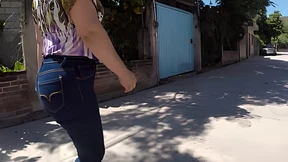 Mexican beauty vigorously jerking her thick ass🍑 in Morelos state, muy caliente! Mexican beauty vigorously jerking her thick ass🍑 in Morelos state, muy caliente!