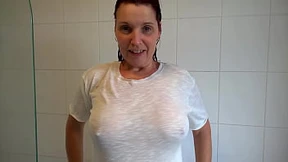 Join UK Milf Bettie Hayward As She Invites You Into Her Bathroom To Watch Her Take A Steamy Hot Shower Join UK Milf Bettie Hayward As She Invites You Into Her Bathroom To Watch Her Take A Steamy Hot Shower