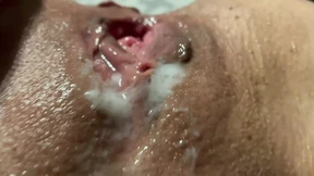 Sick menstrual muff diving during ovulation!