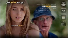 Old dude slaps wet teenage flesh in her toilet
