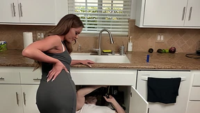 Horny&#x1F975; Housewife Seduces &FucksWith plumber at Workplace