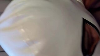 Naked milf with pantyhose and heels gives a blowjob with swallowing