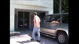 Nikki Hunter the Sweet Tooth Swallower