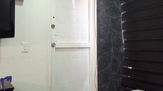 Gym Latina MILF Gives Blowjob, Rides Hard and Gets Cum in Her Mouth at My House