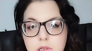 Watch me touch myself