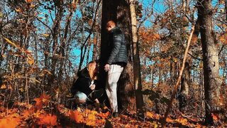 Fucked a Beauty with a Big Ass in the Forest While Walking