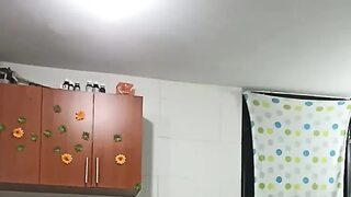 We Go to the Room for the Charger and I Take Advantage of Putting My Big Cock Into Gluspet She Is From New York