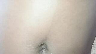 She rubbed my dick on her pussy