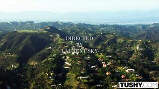 Rich Blonde Emma Gets DPed By Her Chef And Trainer