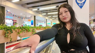 I spotted Valentina at the mall