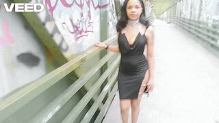 MOTORCYCLE FEMALE BIKER GIVE BLOWJOB TO A RANDOM COCK PUBLIC