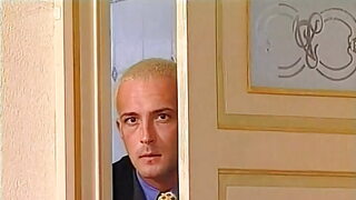 Slut gets pounded in sizzling group action