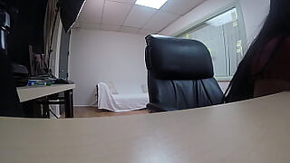 My Lovely Gypsy Provides Sizzling POV Cunnilingus to Horny🥵 Fanboy