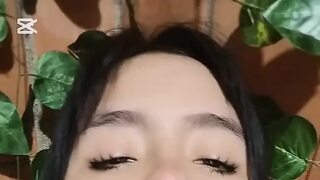 Closed vagina fingers by video call with her stepfather