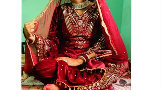 Desi Indian suhagraat sex video MMS, Beautiful indian bride first night Sex hindi Xxxx