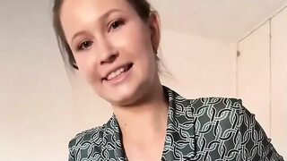 Pussy✌ Playtime Unleashed; Fingering👉 & Splayed'