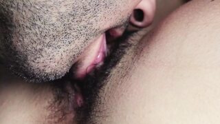 He Licks My pussy热烈ly Getting Down On His Knees