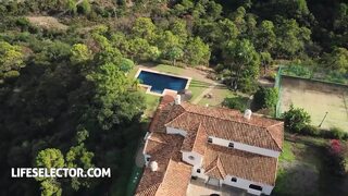 Bridesmaid Alexis Crystal and Sexy Wedding Guest Eva Generosi Blow