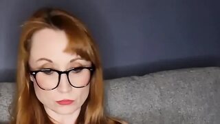 Gamer Girl: Air-tight Mortal Kombat Style