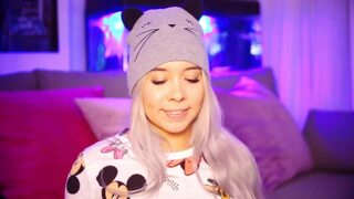 Madre hija de puta que adora ser asfixiada por enormes